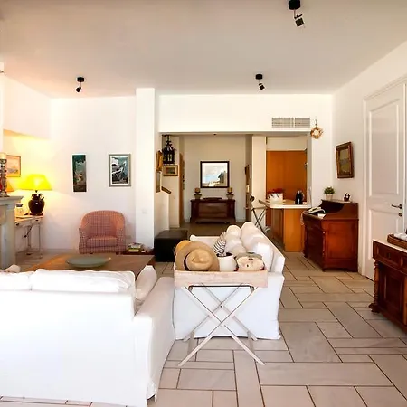 Kasteli Villas בית נופש *