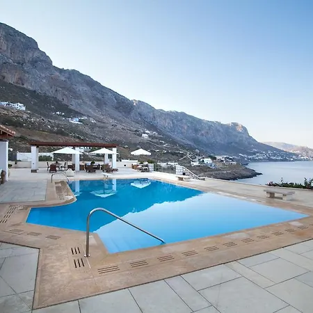 בית נופש Kasteli Villas *