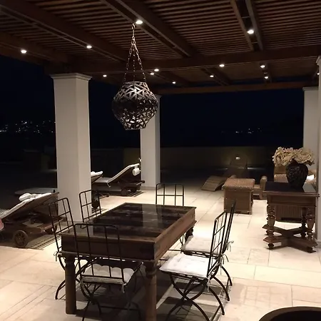 Kasteli Villas בית נופש מאסורי