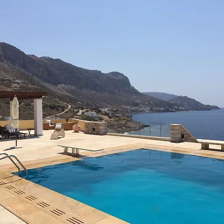 בית נופש Kasteli Villas מאסורי